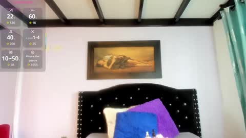 Snapshot of alexandra_torress chatting on November 3, 3:24 pm alexandra online show from November 3, 3:24 pm