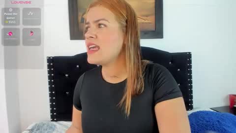 Snapshot of alexandra_torress chatting on November 28, 3:58 pm alexandra online show from November 28, 3:58 pm