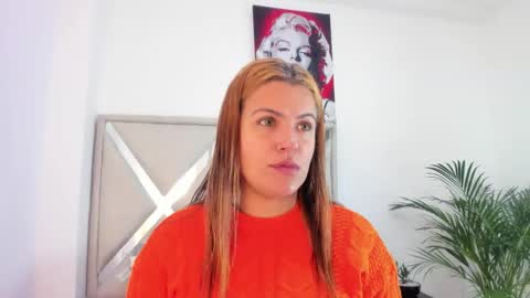 Snapshot of alexandra_torress chatting on January 14, 12:11 pm alexandra online show from January 14, 12:11 pm