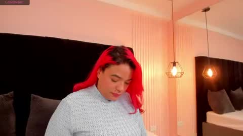 Snapshot of alexandraa_stone chatting on July 22, 4:37 am alexandraa_stone online show from July 22, 4:37 am