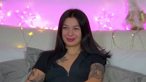 AlexandraBloom online show from December 22, 10:04 pm