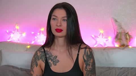 AlexandraBloom online show from December 25, 6:19 pm