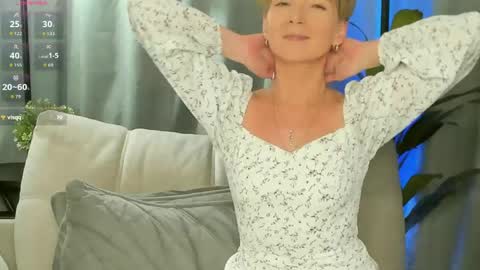 Alexandra online show from April 28, 1:49 pm