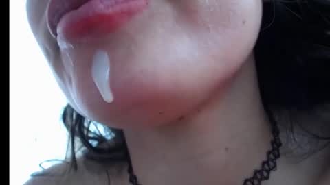 alexandrasaen online show from November 30, 3:05 pm