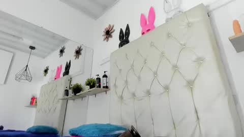 Snapshot of alexasmith__23 chatting on January 16, 8:22 am Alexa Smith online show from January 16, 8:22 am