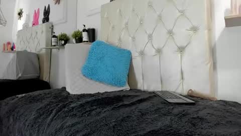 Snapshot of alexasmith__23 chatting on January 16, 11:26 am Alexa Smith online show from January 16, 11:26 am