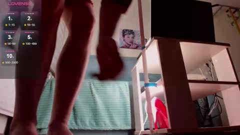 AlexaStevens online show from October 30, 7:10 am