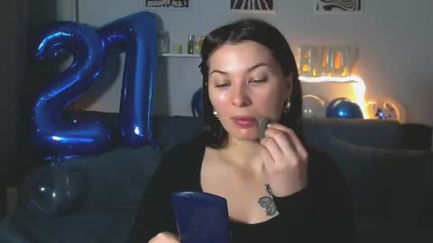 Snapshot of alexasven chatting on May 15, 7:43 pm Alex DONT FORGET GIVE ME THUMBS UP online show from May 15, 7:43 pm