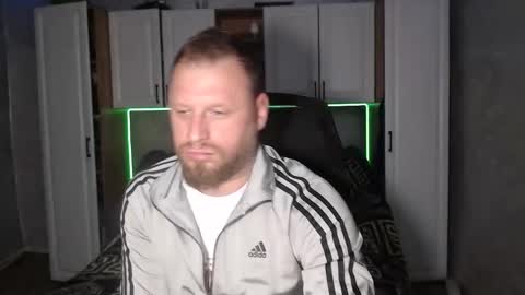 Snapshot of alexboy2022 chatting on November 11, 5:13 pm onlyfans..alexyno2022 online show from November 11, 5:13 pm