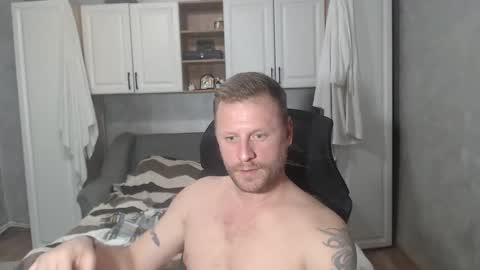 Snapshot of alexboy2022 chatting on November 30, 10:14 pm onlyfans..alexyno2022 online show from November 30, 10:14 pm