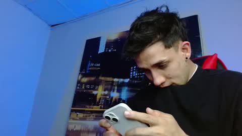 alexgiraldo__ online show from March 20, 10:25 pm