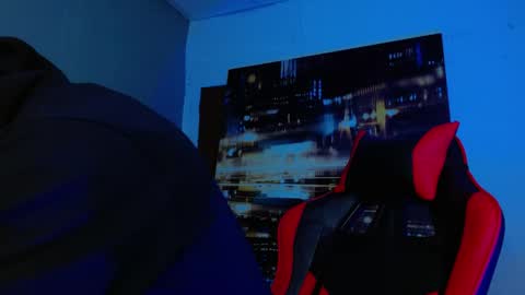 alexgiraldo__ online show from April 28, 11:59 am