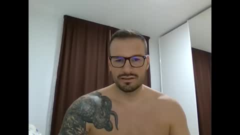 rey ale84 online show from February 28, 11:36 am