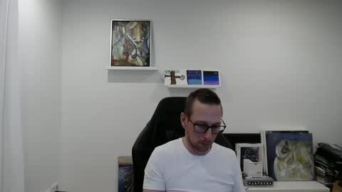 Snapshot of alexhunter4u chatting on January 5, 10:40 pm alexhunter4u online show from January 5, 10:40 pm