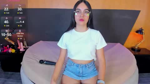 Snapshot of alexia__cox chatting on October 12, 2:54 am Alexia online show from October 12, 2:54 am