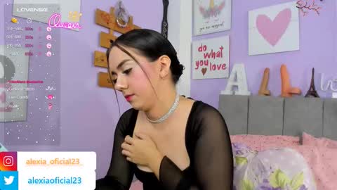 Snapshot of alexia_fit23 chatting on February 7, 5:22 am Alexia online show from February 7, 5:22 am