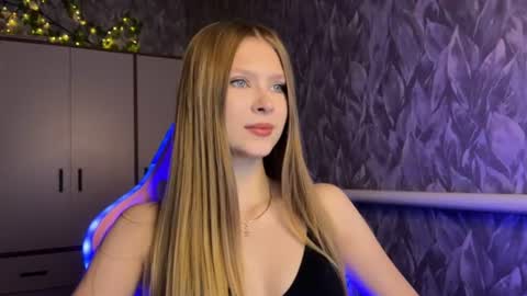 Snapshot of alexialunaris chatting on July 8, 11:58 am Alexia online show from July 8, 11:58 am