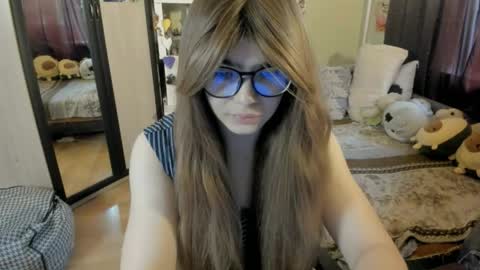 alexiamaiex online show from May 28, 4:21 am