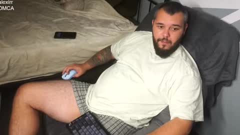 Alex online show from November 12, 8:52 pm