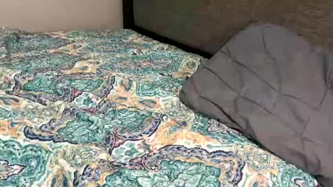 Alexis online show from December 6, 2:02 am