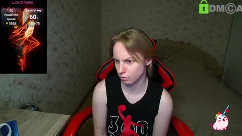 Alexis online show from April 8, 7:58 pm