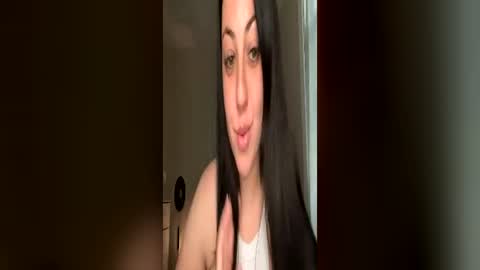 alexislove8 online show from June 25, 6:01 pm