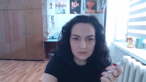 Snapshot of alexismillers chatting on February 22, 10:03 am AlexisMillers online show from February 22, 10:03 am