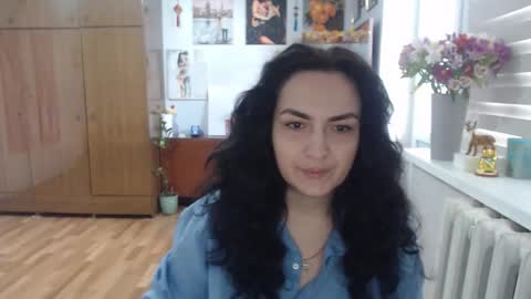 AlexisMillers online show from April 18, 8:51 am