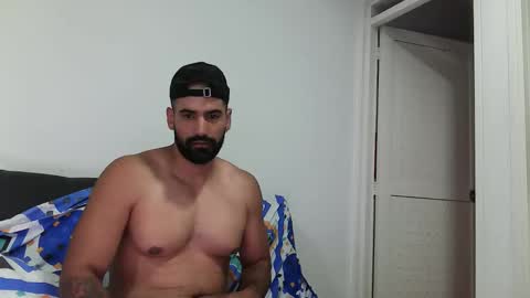 alexisrodriguez_ online show from December 1, 4:06 am