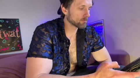 Snapshot of alexmanndickerson chatting on February 6, 6:33 pm Alex Mann online show from February 6, 6:33 pm