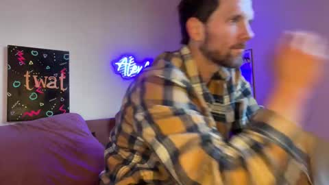 Snapshot of alexmanndickerson chatting on February 22, 1:07 am Alex Mann online show from February 22, 1:07 am