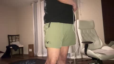 Snapshot of alexmanndickerson chatting on February 26, 2:32 am Alex Mann online show from February 26, 2:32 am