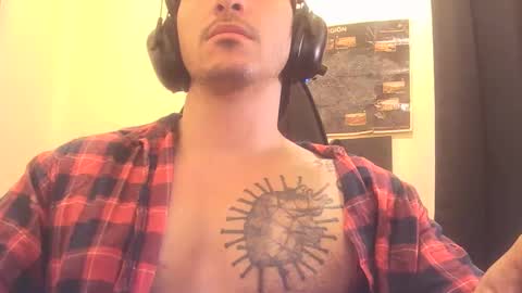 Snapshot of alexopenmind21 chatting on October 12, 3:44 pm Alexxx online show from October 12, 3:44 pm