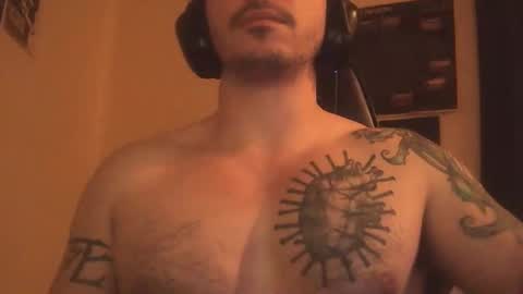 Snapshot of alexopenmind21 chatting on October 15, 5:18 am Alexxx online show from October 15, 5:18 am