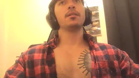 Snapshot of alexopenmind21 chatting on November 1, 8:33 pm Alexxx online show from November 1, 8:33 pm