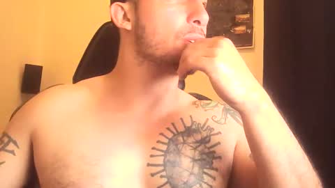 Snapshot of alexopenmind21 chatting on December 2, 8:59 pm Alexxx online show from December 2, 8:59 pm