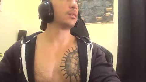 Snapshot of alexopenmind21 chatting on December 15, 4:11 pm Alexxx online show from December 15, 4:11 pm