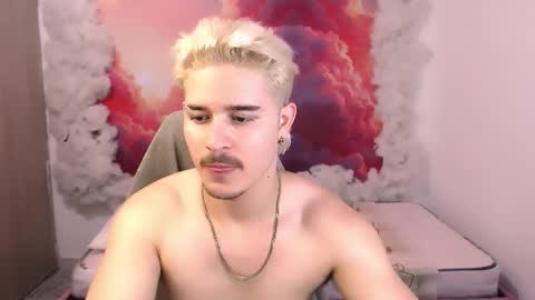 Alex online show from October 22, 7:13 pm