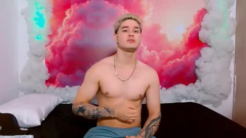 Alex online show from November 17, 7:08 pm