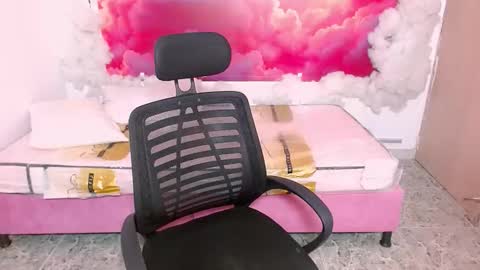 Alex online show from November 20, 7:02 pm