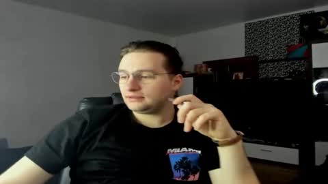 alexs9xtime online show from January 9, 12:30 pm