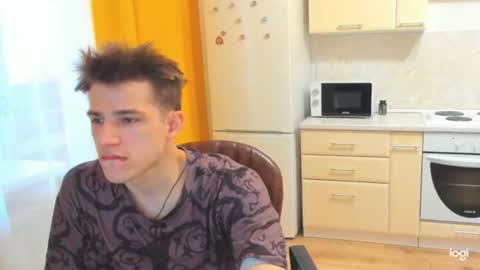 Dennis online show from May 12, 2:30 am