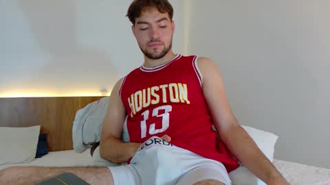 Alex online show from November 27, 4:36 am