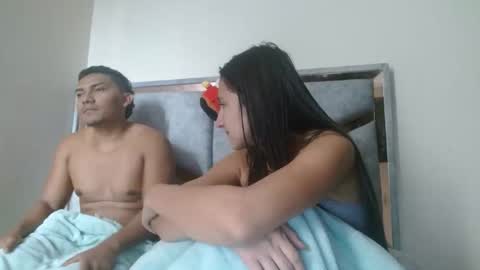 alex y luisa online show from February 17, 3:51 pm