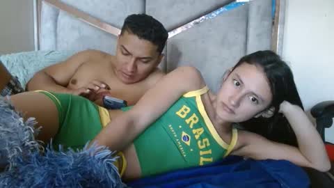 alex y luisa online show from April 18, 4:55 pm