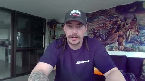 Alex online show from October 18, 3:20 am