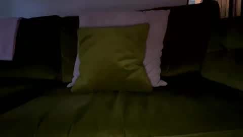 Snapshot of alexxbigg chatting on October 30, 4:19 pm small cock online show from October 30, 4:19 pm