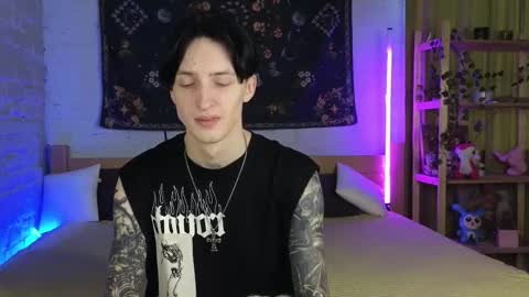 Alex online show from February 18, 3:13 am