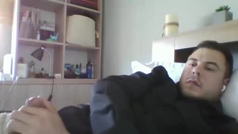 alexxro20 online show from April 16, 12:17 pm