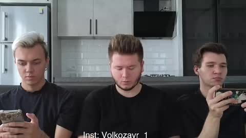 Snapshot of alexxx_d chatting on October 10, 12:59 pm AlexDimaIgor online show from October 10, 12:59 pm